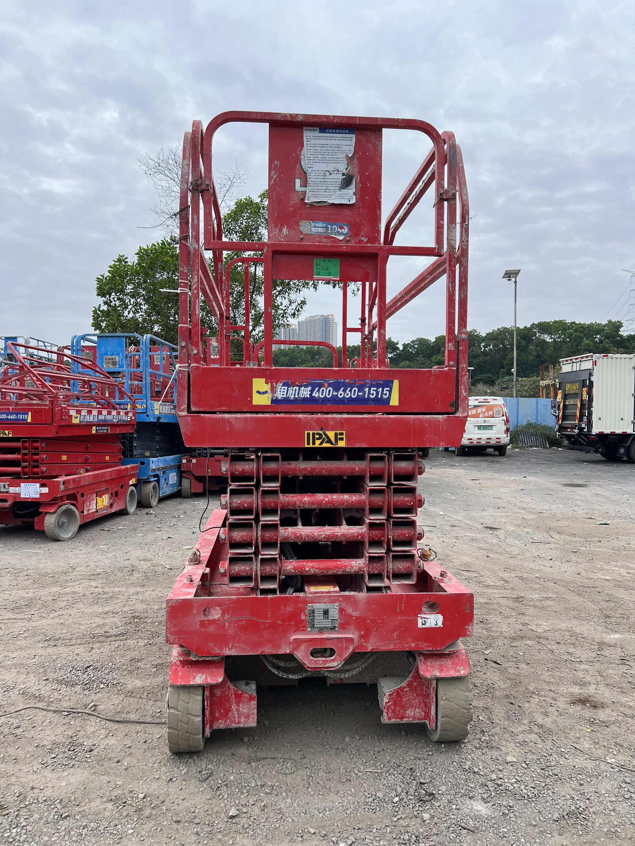 2023 LGMG S1012 12メートル 高所作業車