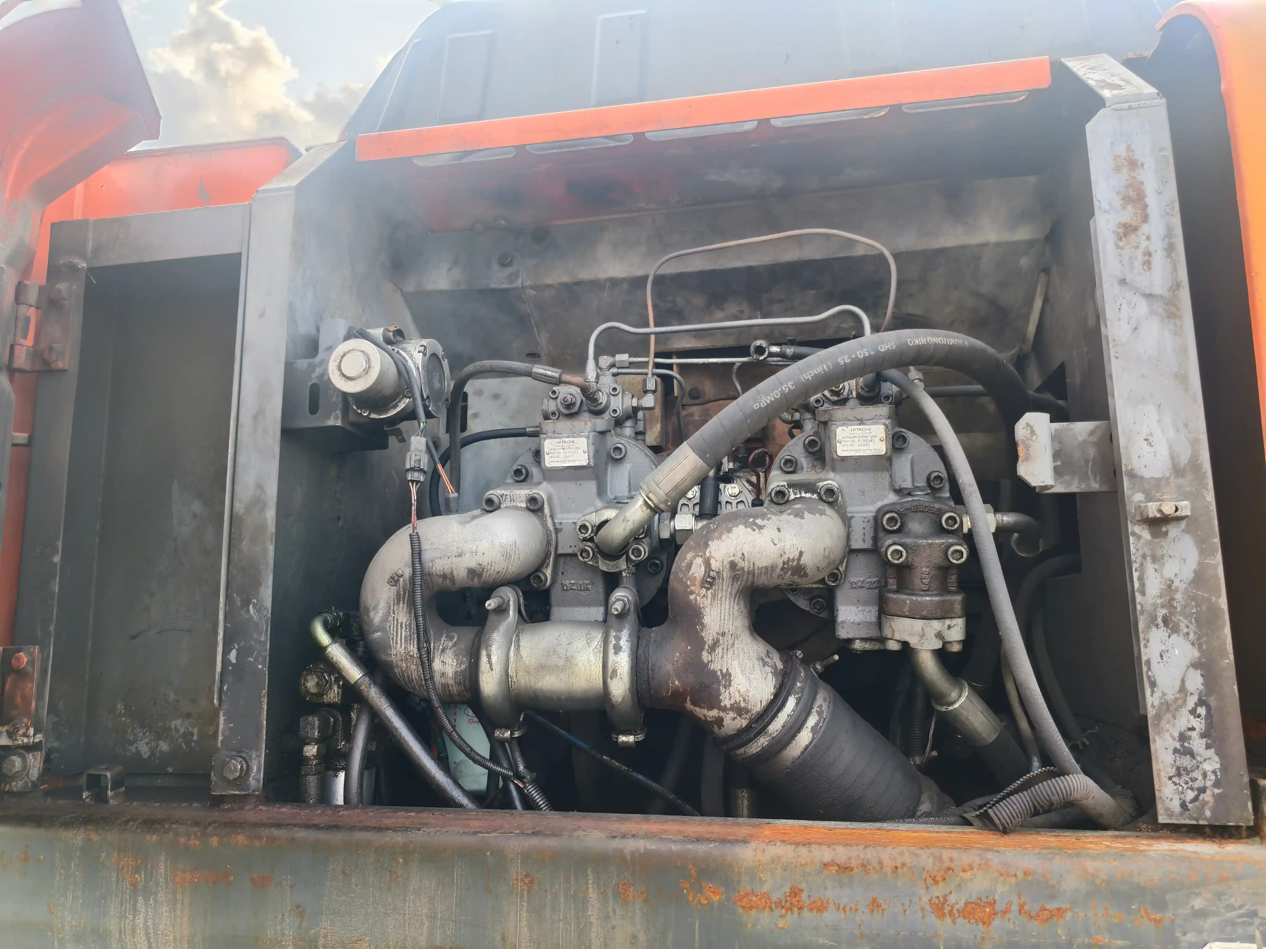 重華 2012 Hitachi ZX350H-3G Ekskavatör