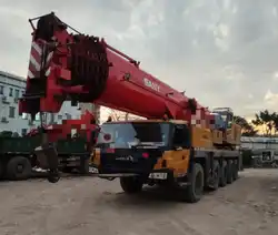 MechLink:2022 Sany SAC1300C8 130t Grúa móvil