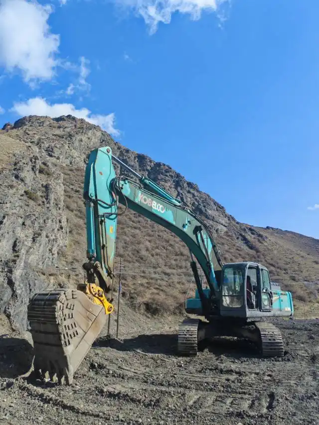 MechLink:2013 KOBELCO SK350LC-8 Excavator