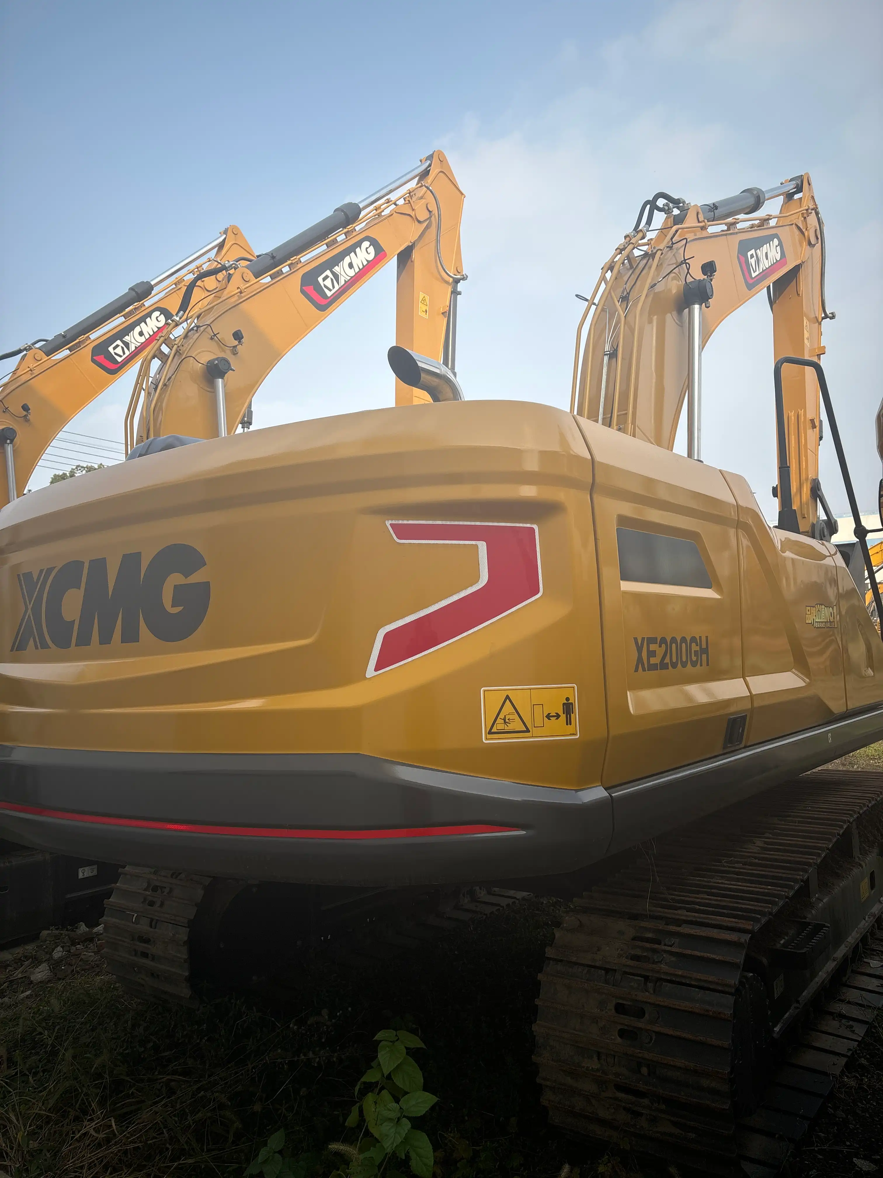 MechLink | 2023 XCMG XE200GH Máy đào