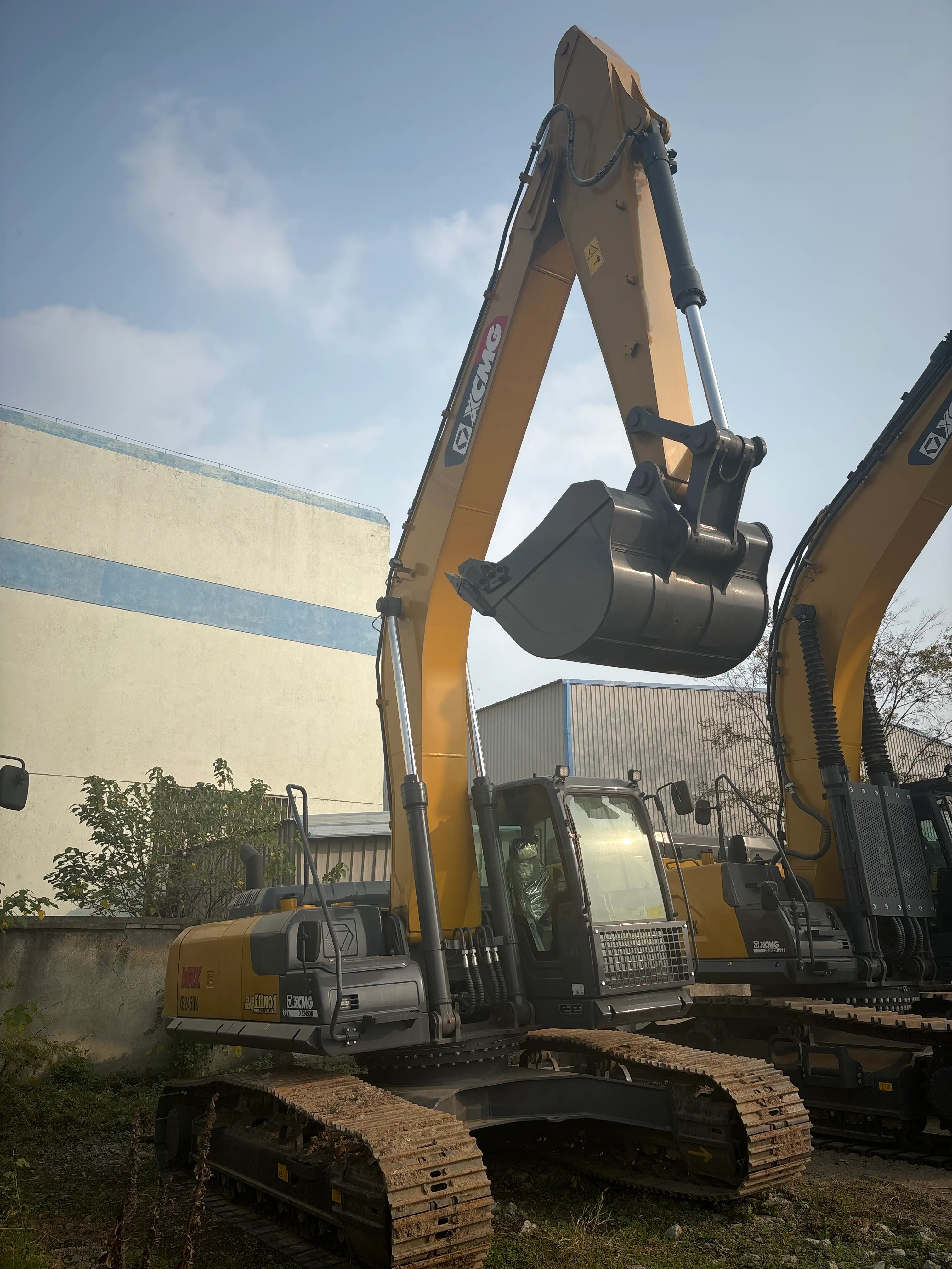 MechLink | 2022 XCMG XE245DK Excavator