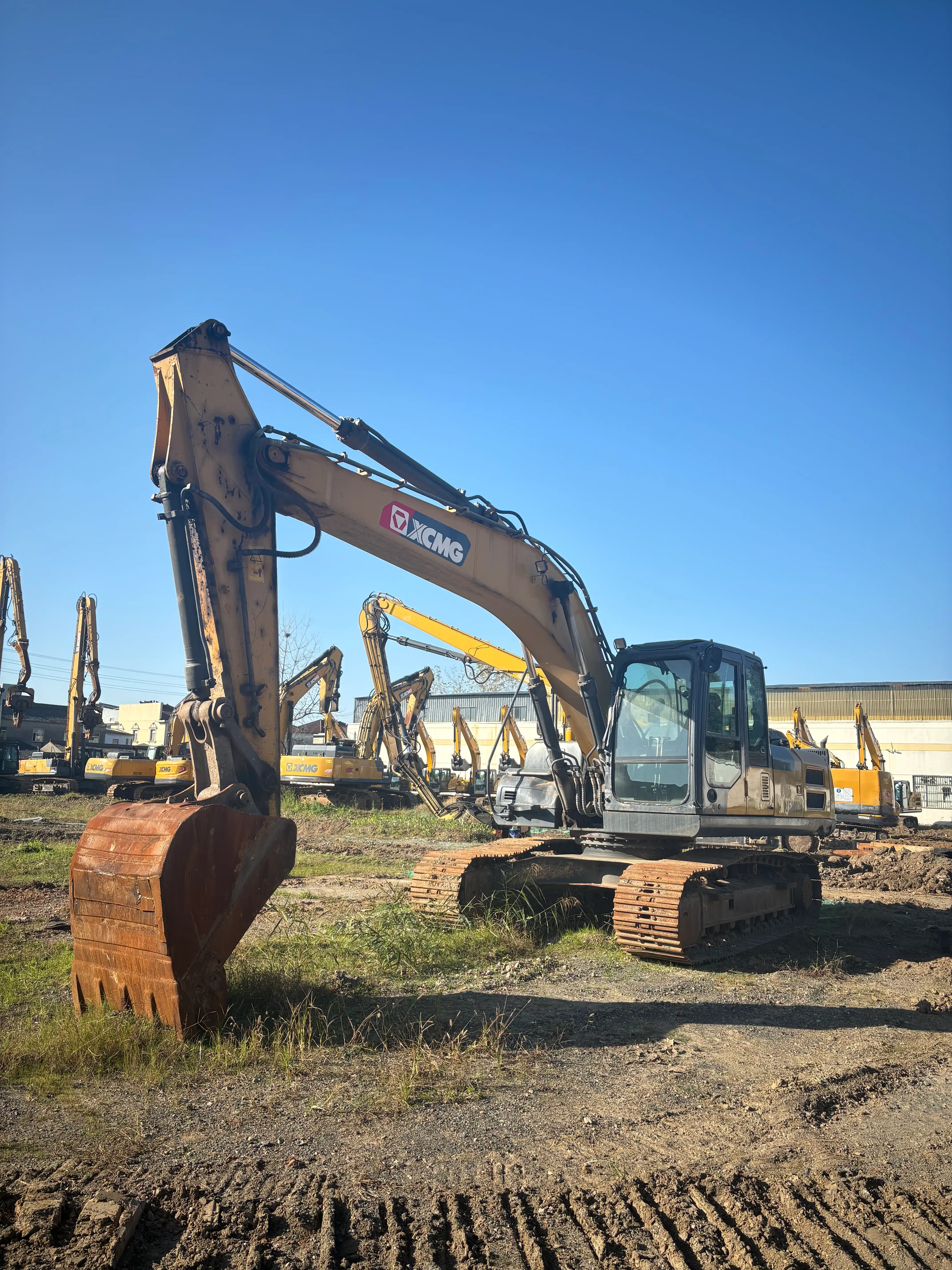 MechLink | 2020 XCMG XE200DA Excavator