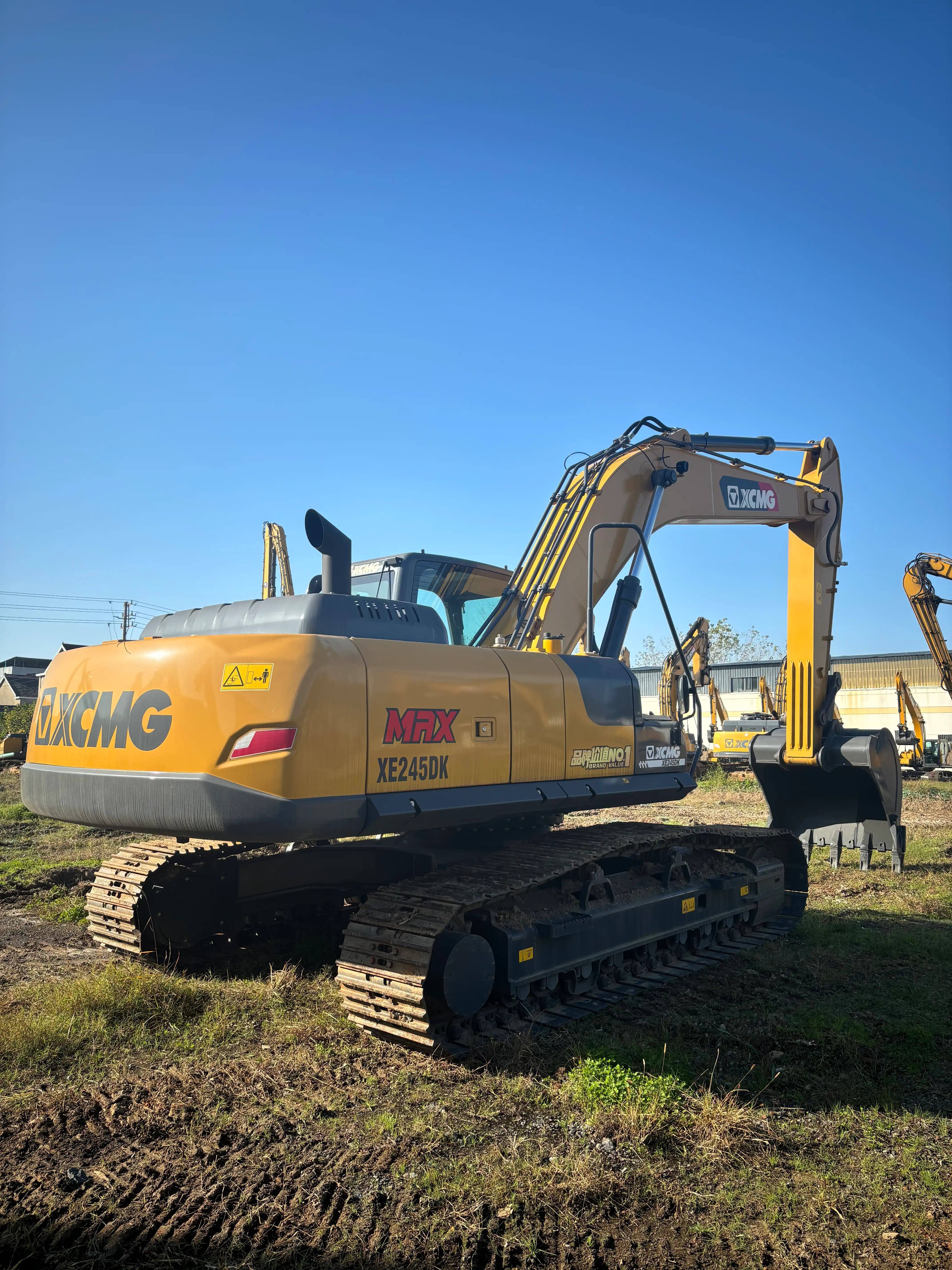 MechLink | 2022 XCMG XE245DK Excavator