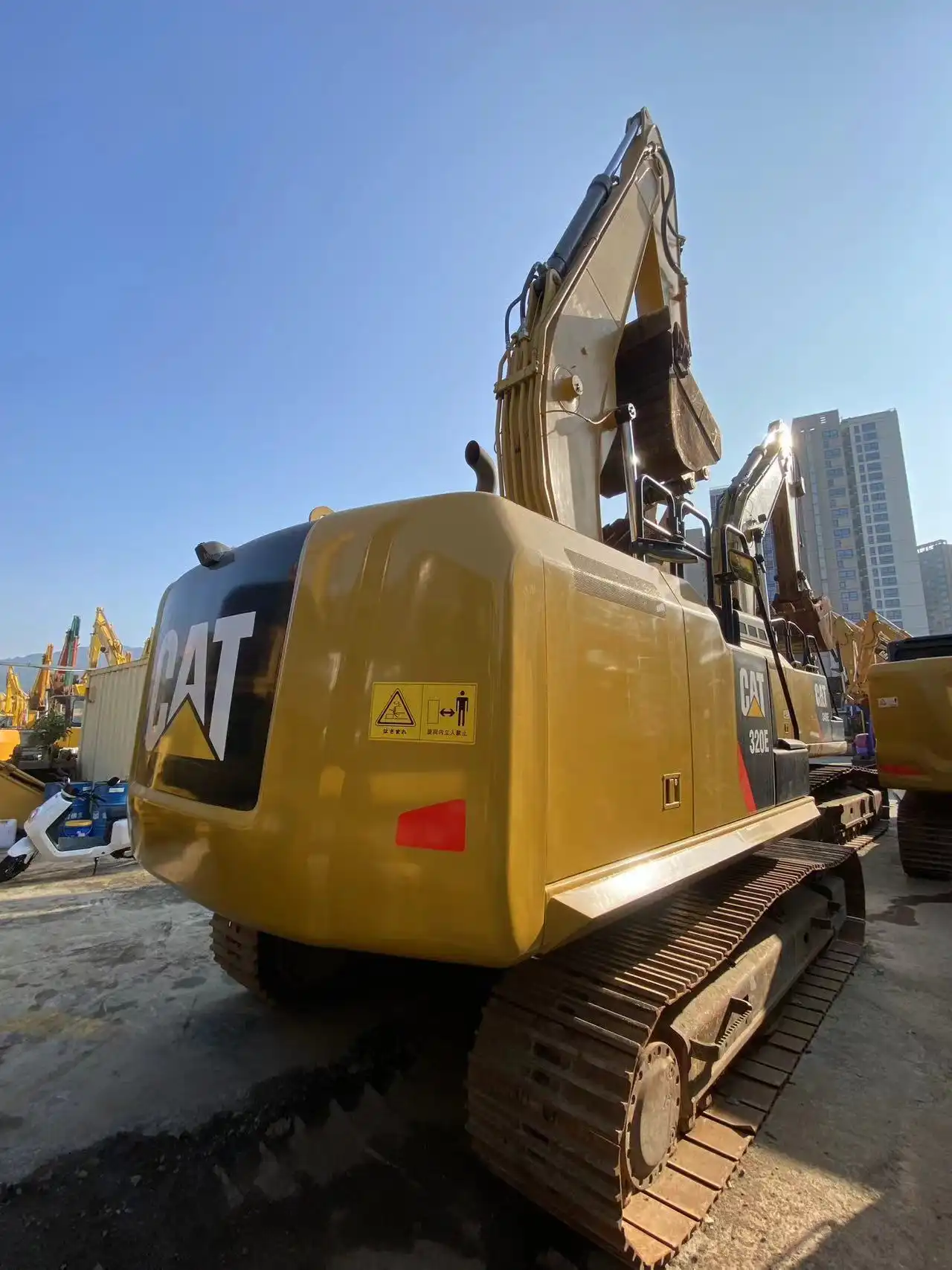 MechLink | 2017 Caterpillar 320E Bagger