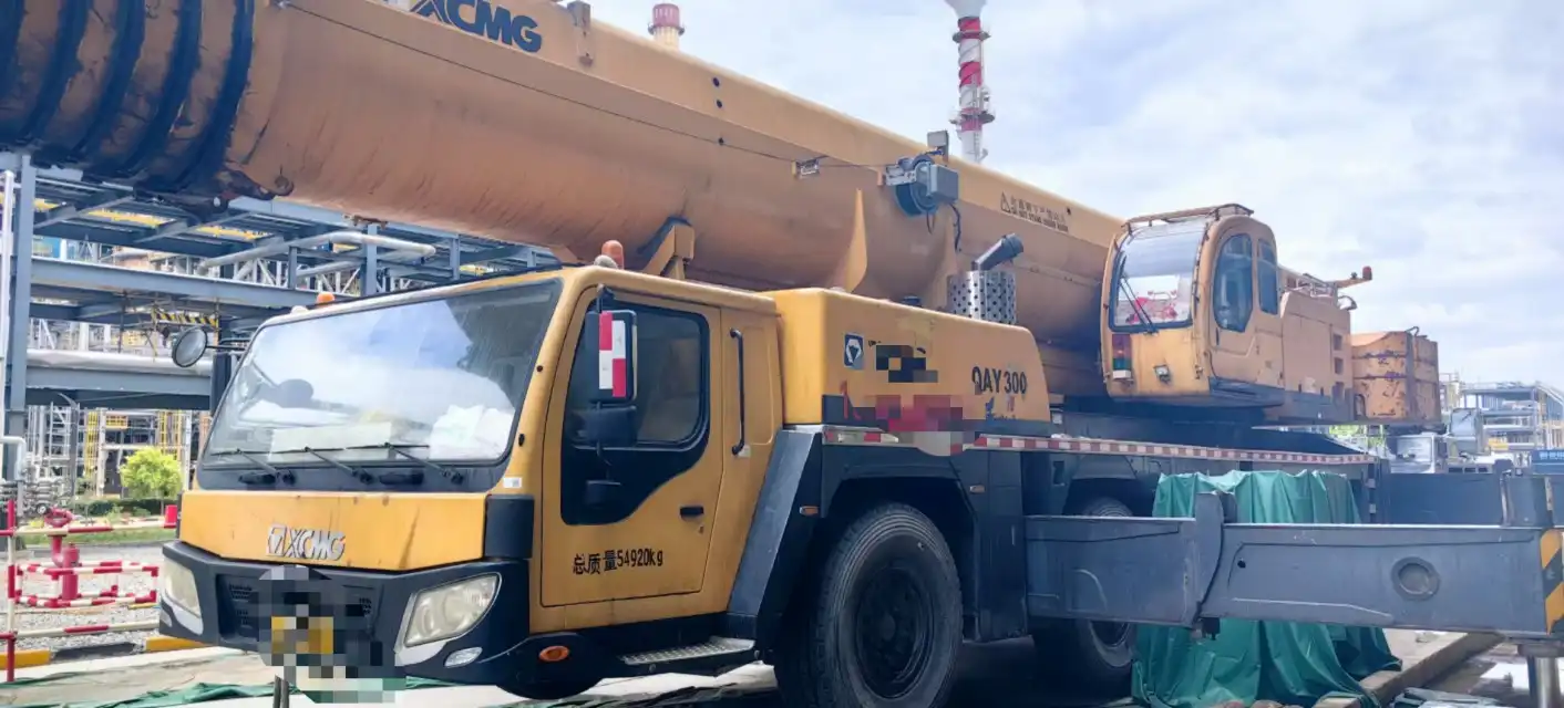 MechLink | 2013 XCMG QAY180 180t Truck Crane