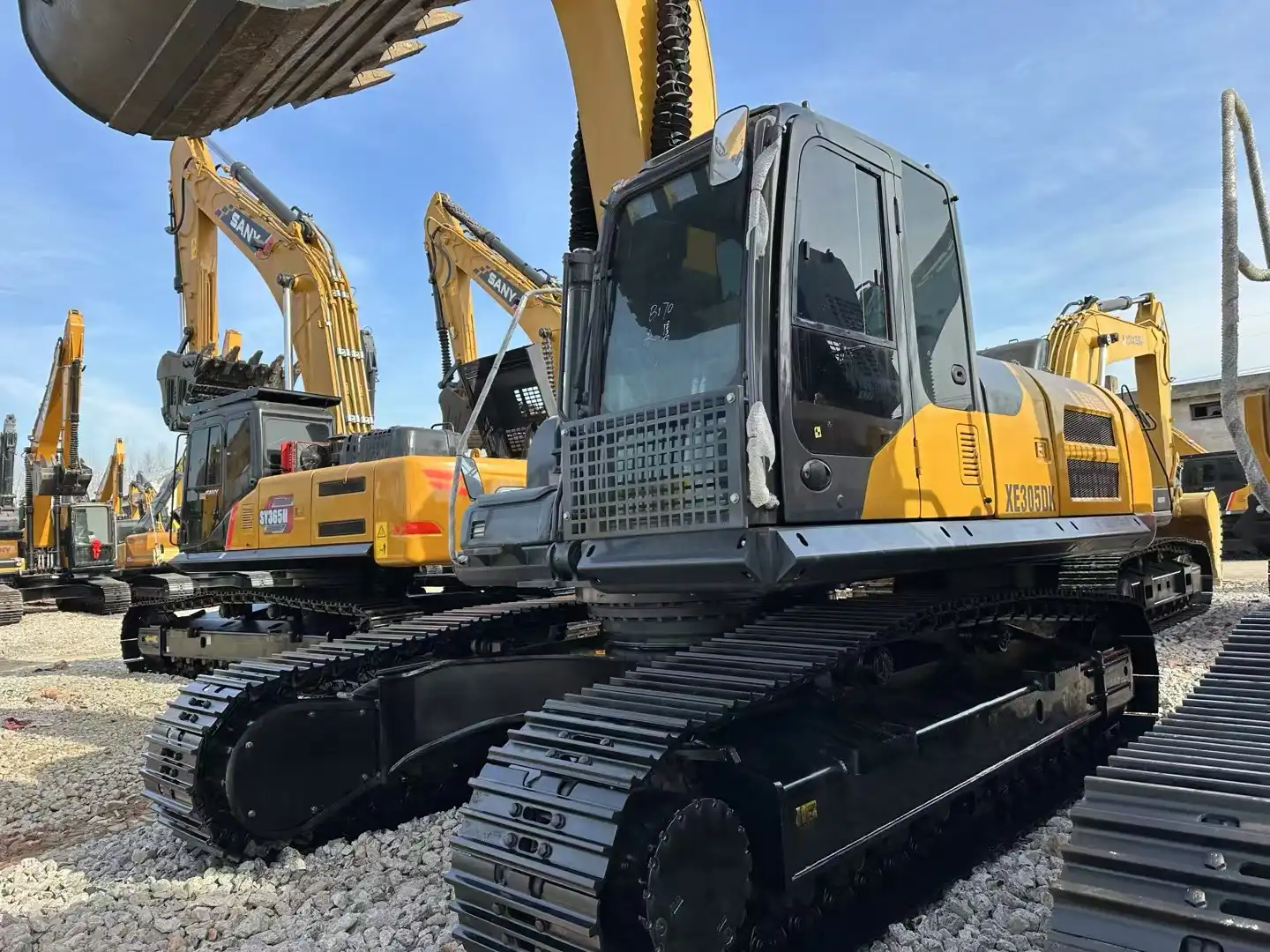 MechLink | 2023 XCMG XE305DK Excavatrice