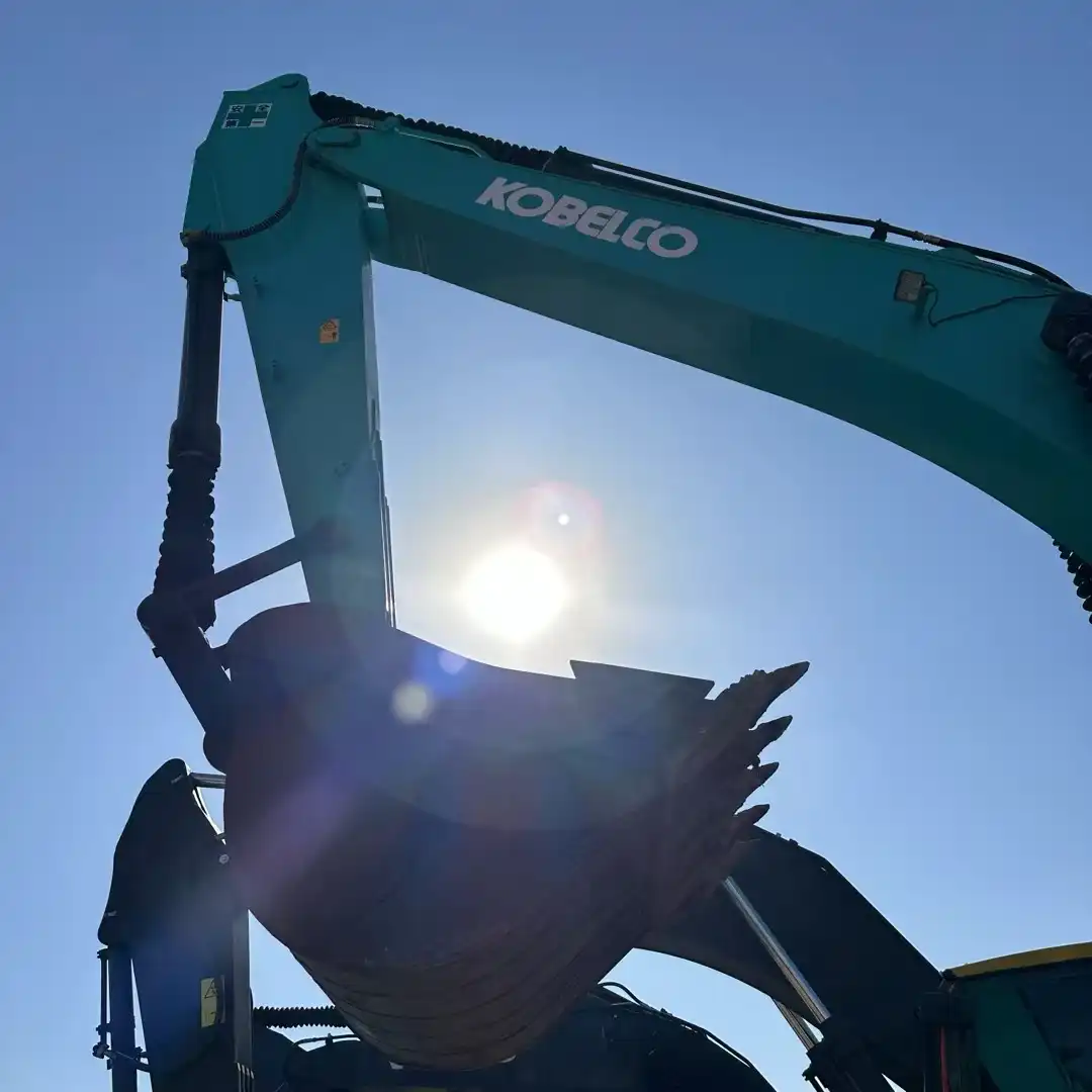 MechLink | 2023 KOBELCO SK350LC-8 Excavator