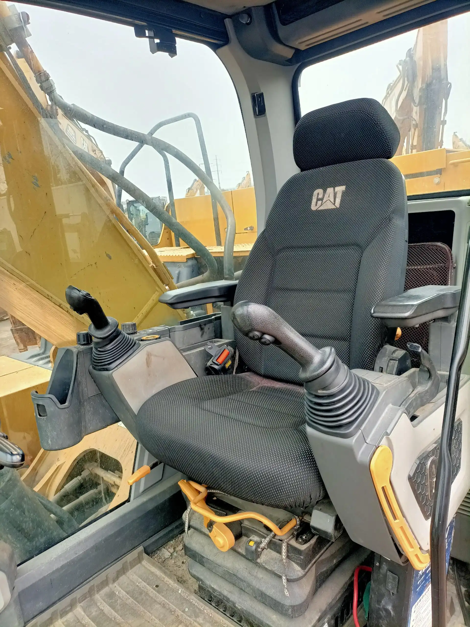 MechLink | 2018 Caterpillar 323 Excavator