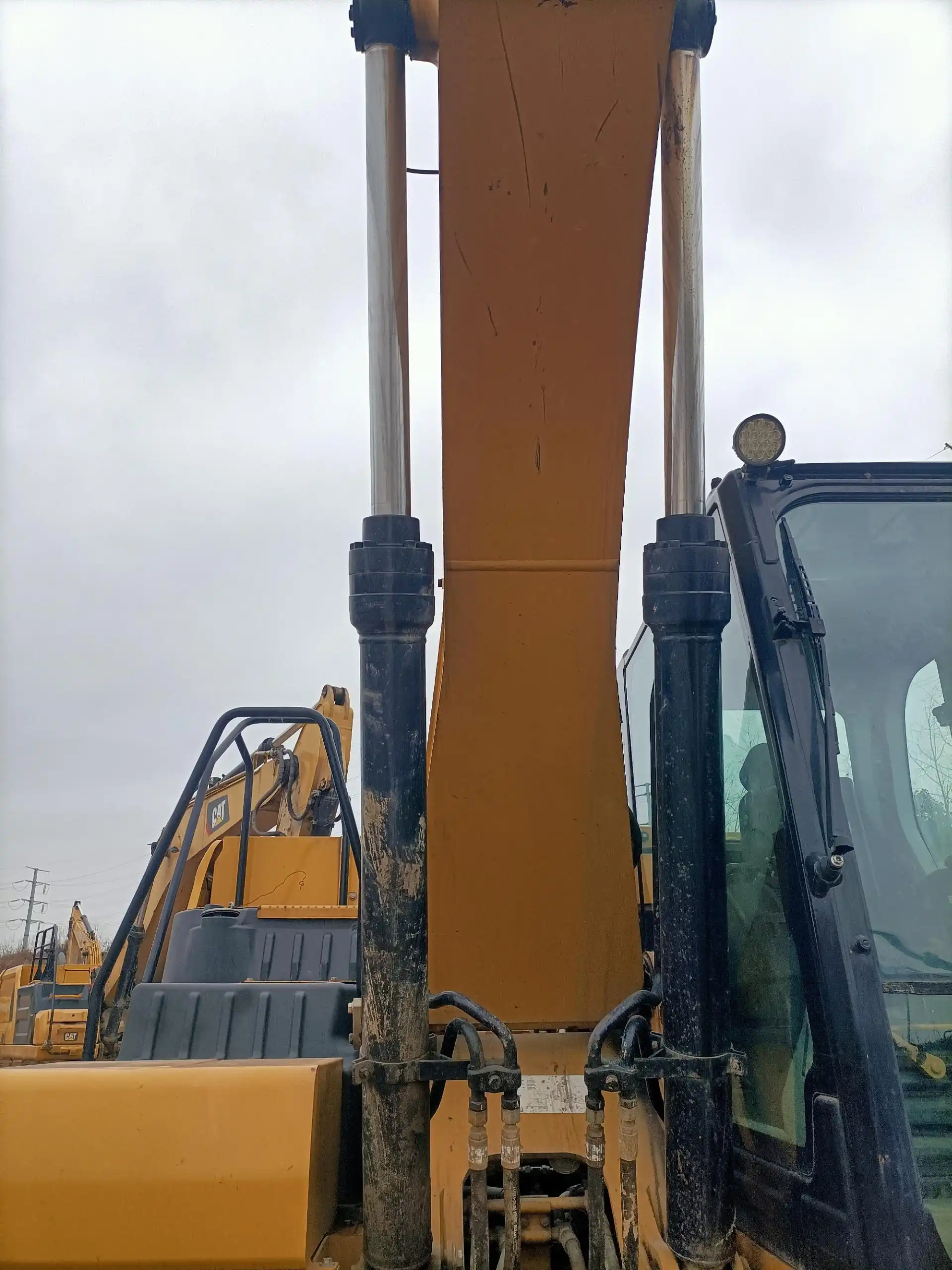 MechLink | 2018 Caterpillar 323 Excavator