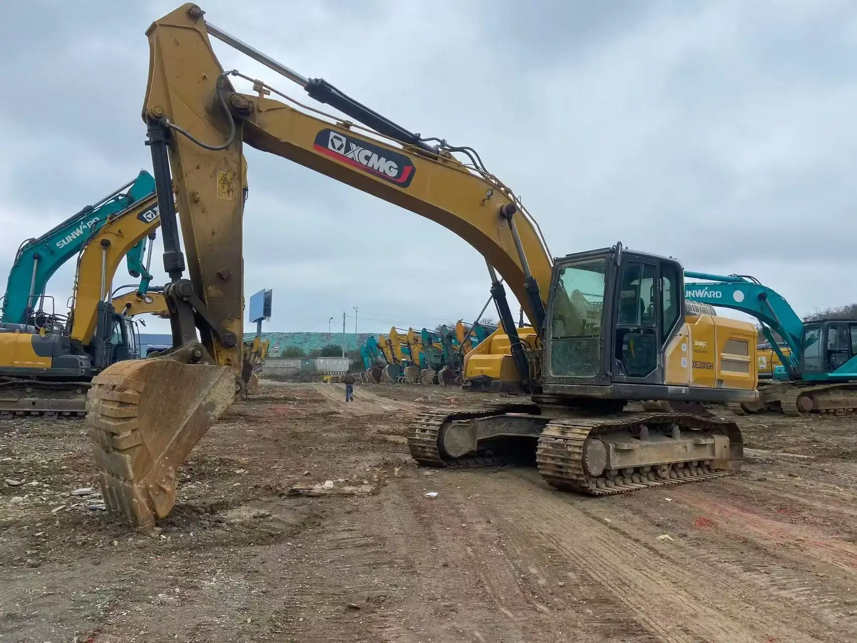 MechLink | 2003 XCMG XG200GH Excavator