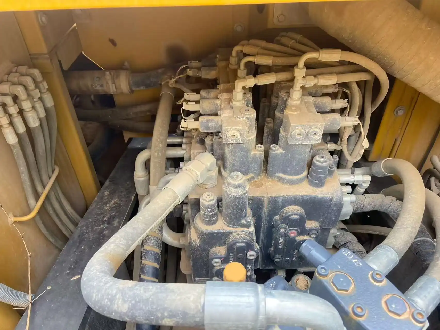 MechLink | 2003 XCMG XG200GH Excavator