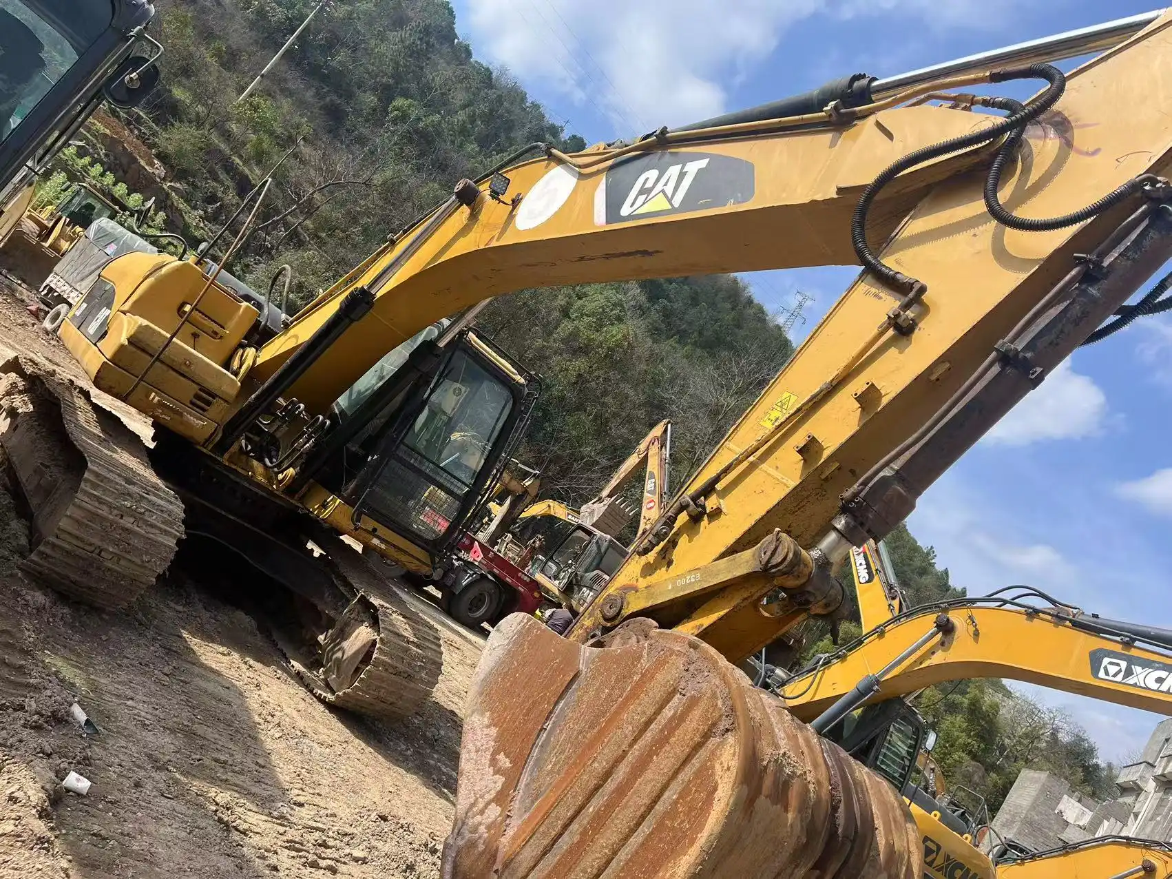 MechLink | 2013 Caterpillar 320D খননকারী