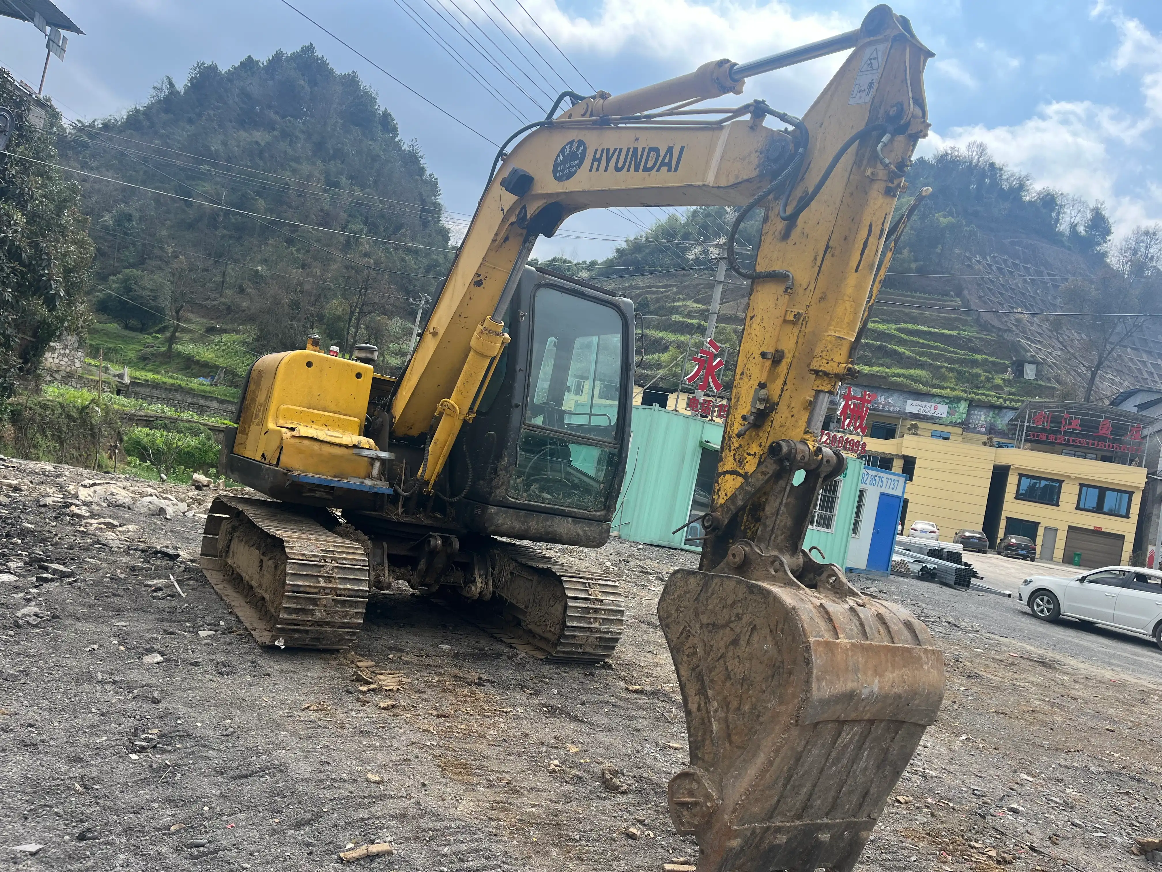 MechLink | 2013 HYUNDAI 80 Excavator