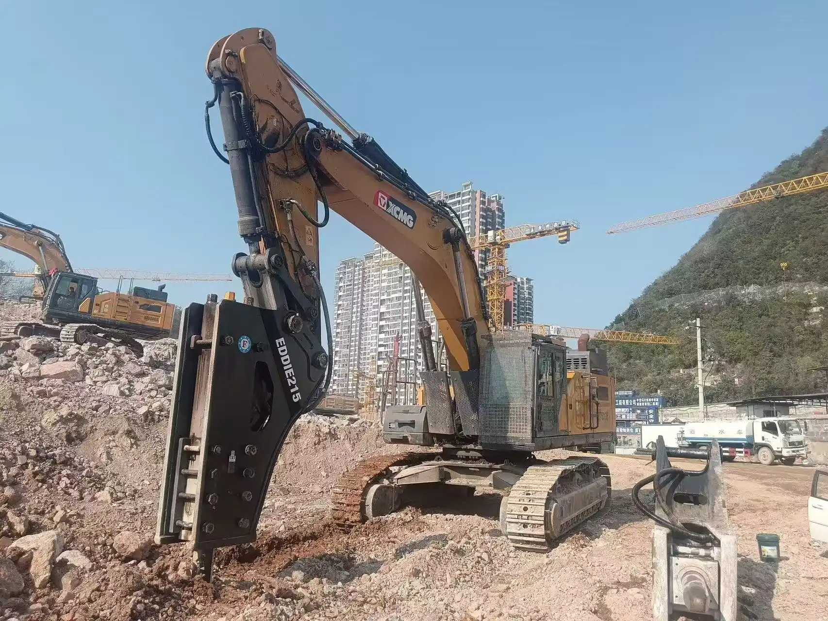 MechLink:2022 XCMG XE690GK Excavator