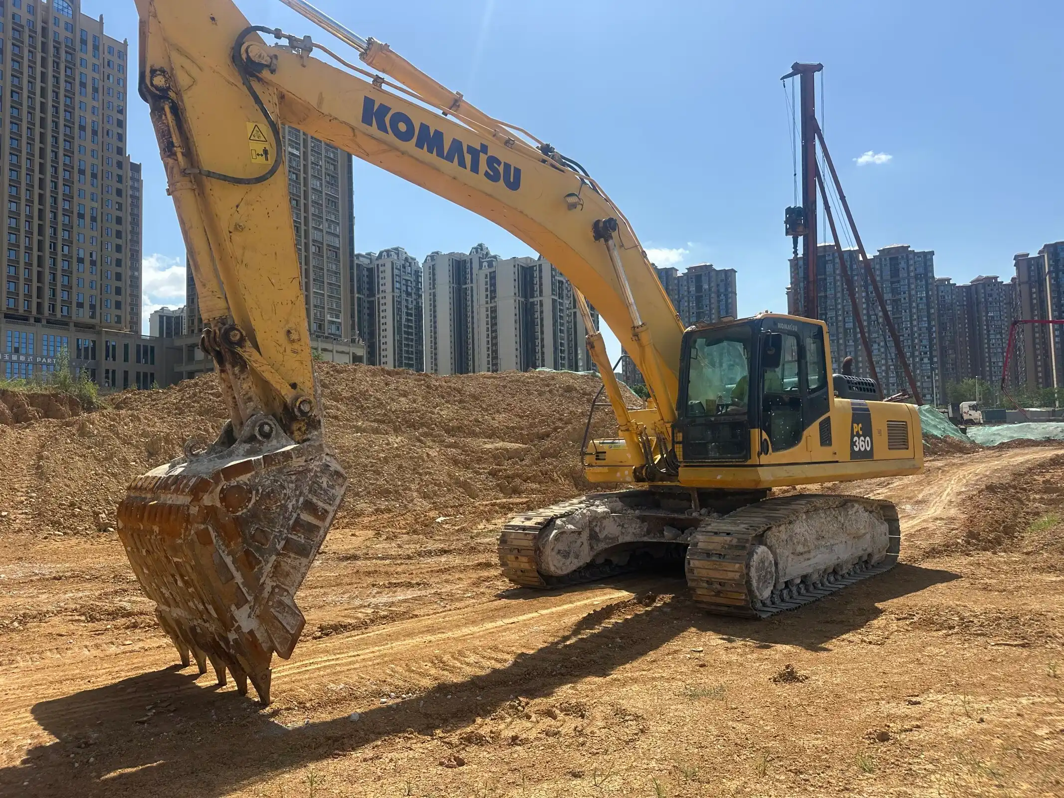 MechLink:2019 Komatsu PC360-8MO Excavator