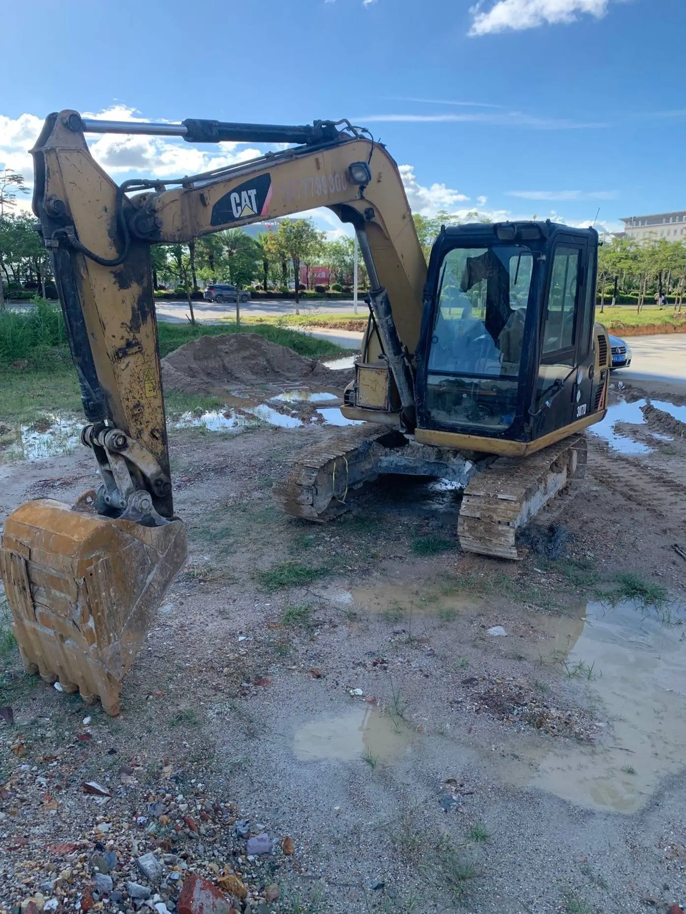 MechLink:2011 Caterpillar 307D Excavator