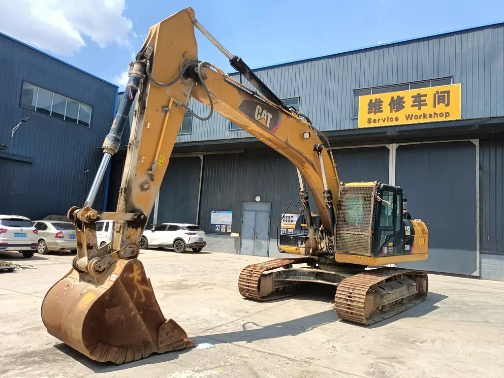 MechLink:2019 Caterpillar 326D2L Excavator