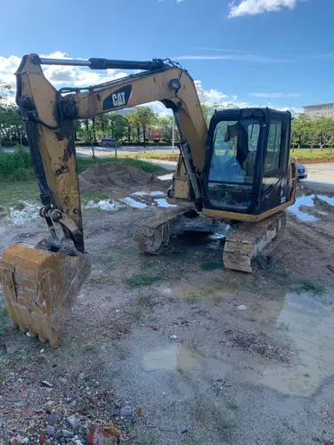 MechLink:2011 Caterpillar 307D Excavator
