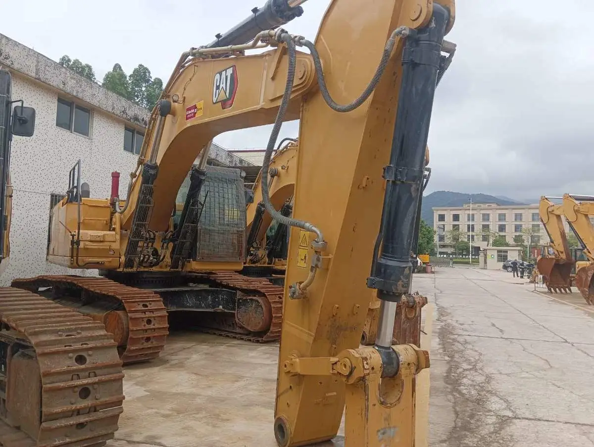 MechLink:2021 Caterpillar 350 খননকারী