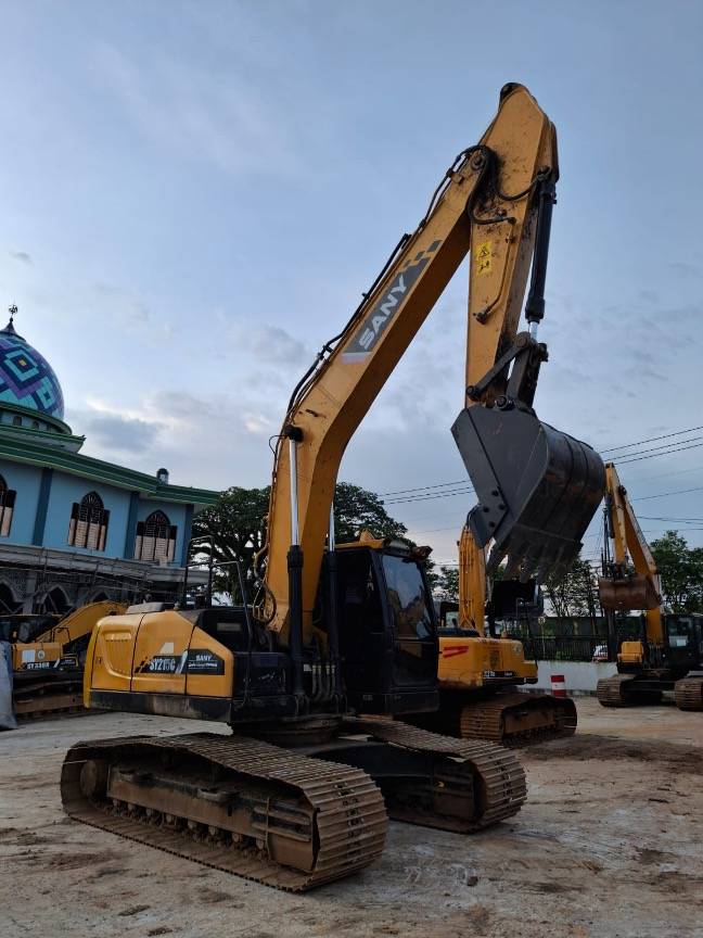 used syan excavators in mechlink