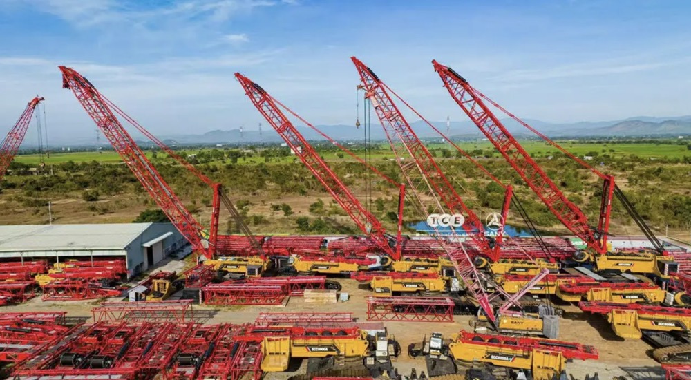 Mechlink-second-hand-crawler-cranes-on-display