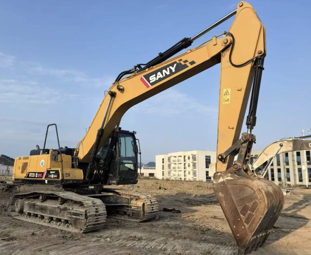 sany-SY200-excavator-right-front-view-mechlink-second-hand-equipment