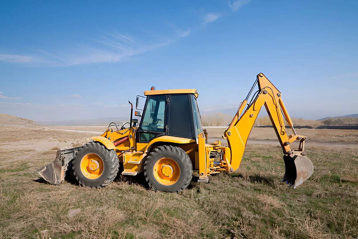 Mechlink:Wheel loader vs backhoe loader: understanding the key differences