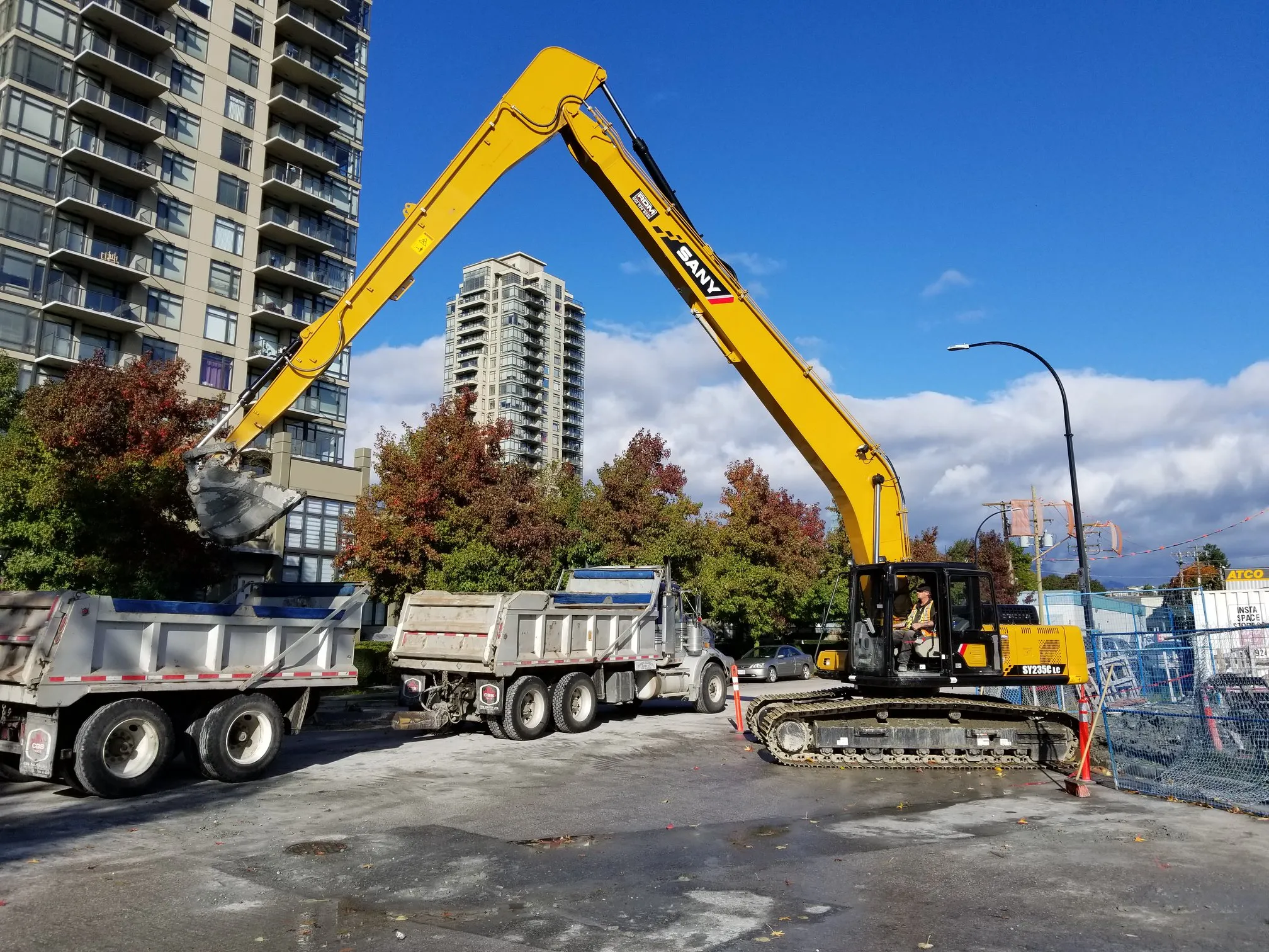 Mechlink:Buying heavy machinery across states: key benefits, delivery, and gst guide