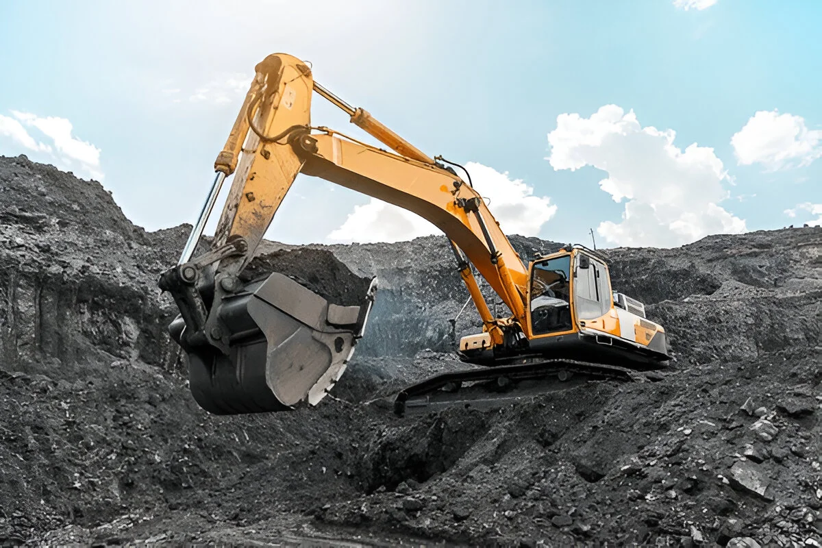 Mechlink:How mining excavators differ from standard construction excavators