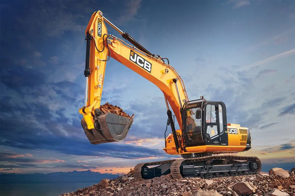 10 20-ton excavator machines 
