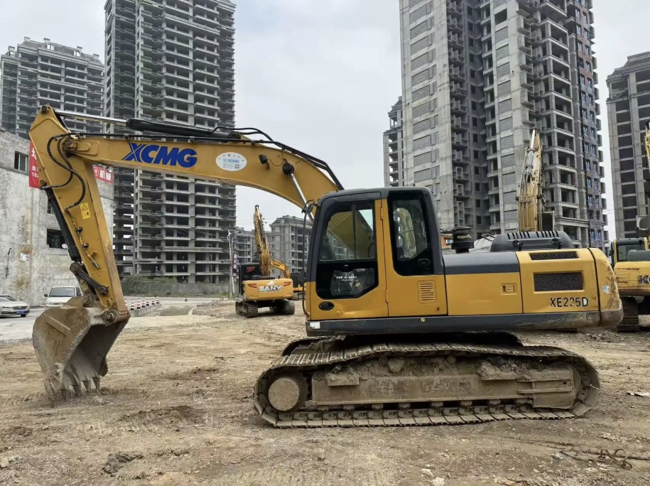 used XCMG excavators