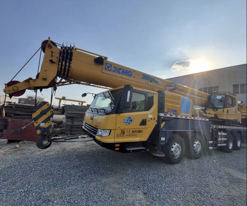 used XCMG truck crane