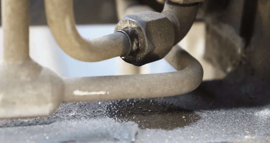 Mechlink:Hydraulic leaks: common causes and how to address them