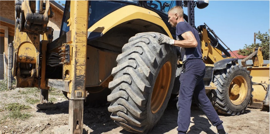 Mechlink:Tire maintenance tips: how to keep your heavy equipment’s wheels turning