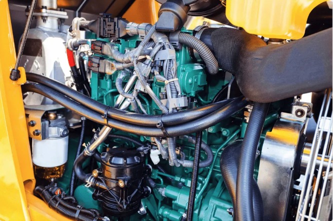 Mechlink:Maintaining electrical components in heavy equipment: important factors to consider