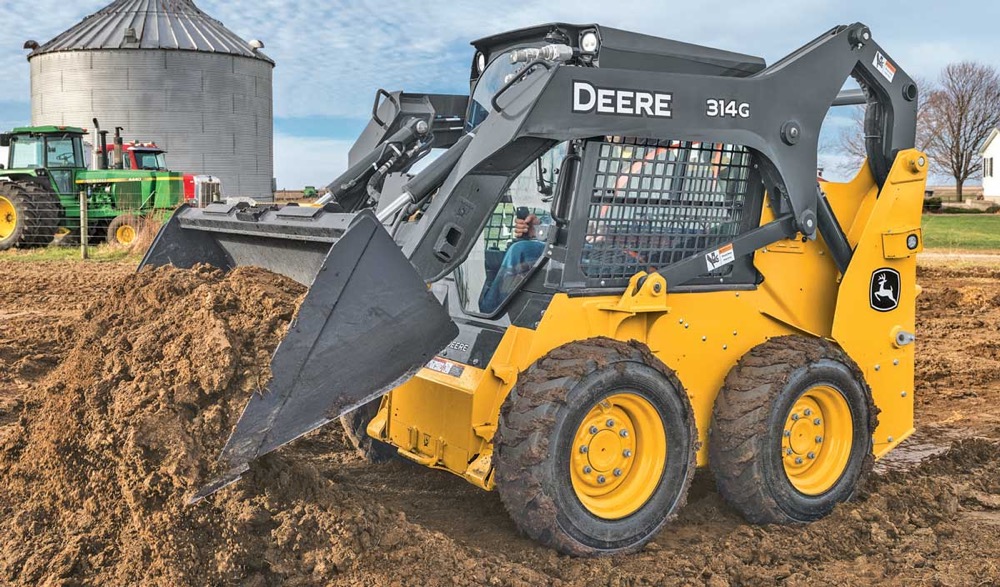 Mechlink:How to operate a skid steer safely: best practices