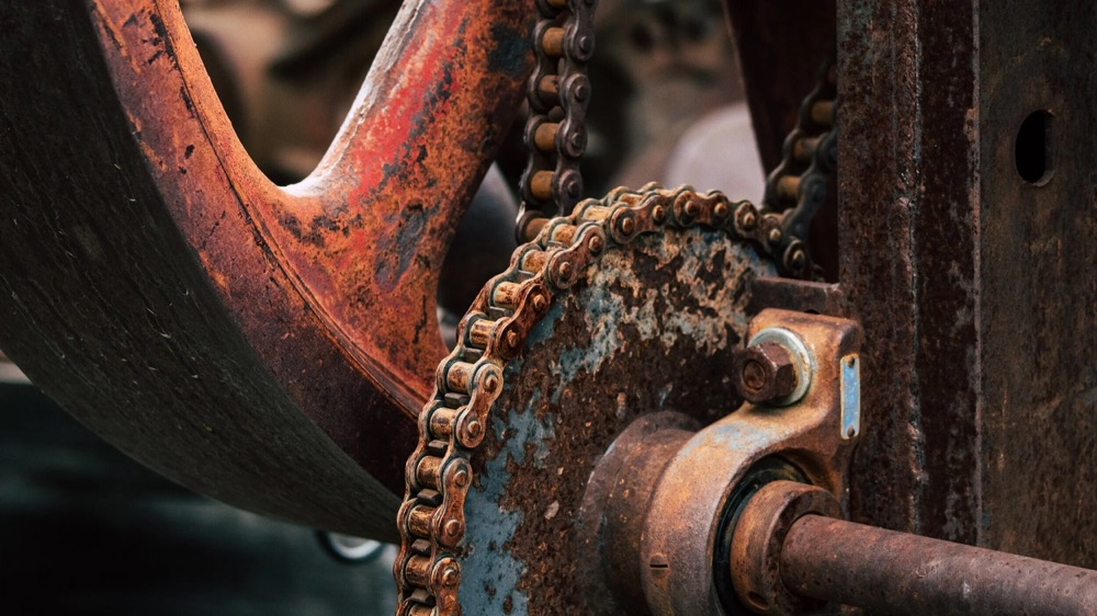 How to prevent rust and corrosion on heavy construction equipment
