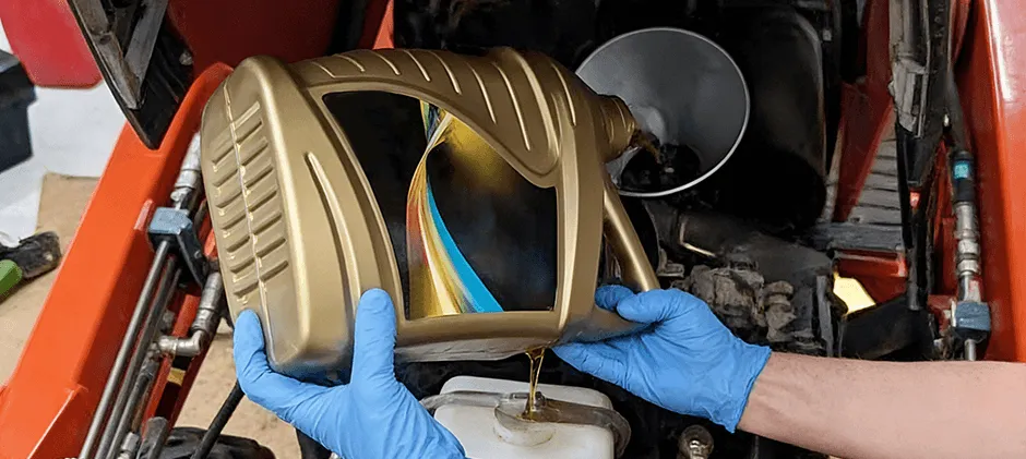 Mechlink:Can you put oil in a hot engine?