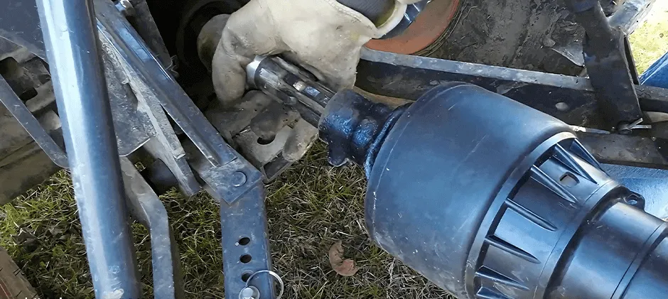Mechlink:The right way to engage pto on kubota tractor